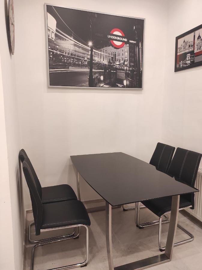 Marianna Apartment บูดาเปสต์ ภายนอก รูปภาพ