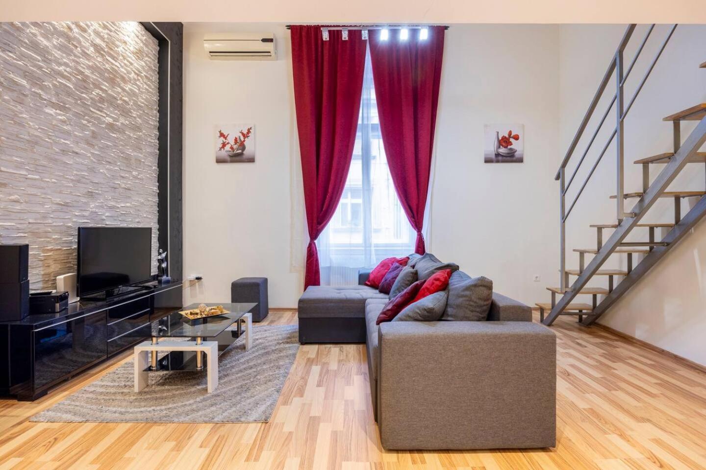 Marianna Apartment บูดาเปสต์ ภายนอก รูปภาพ