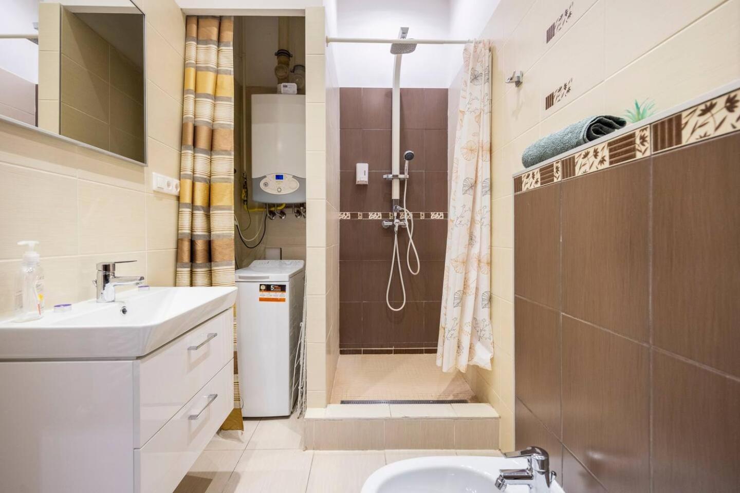 Marianna Apartment บูดาเปสต์ ภายนอก รูปภาพ